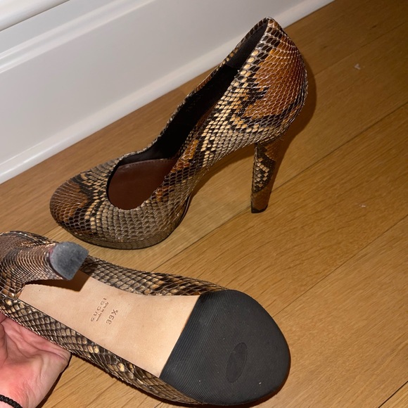 Gorgeous GUCCI Platform Higheels - Picture 5 of 7